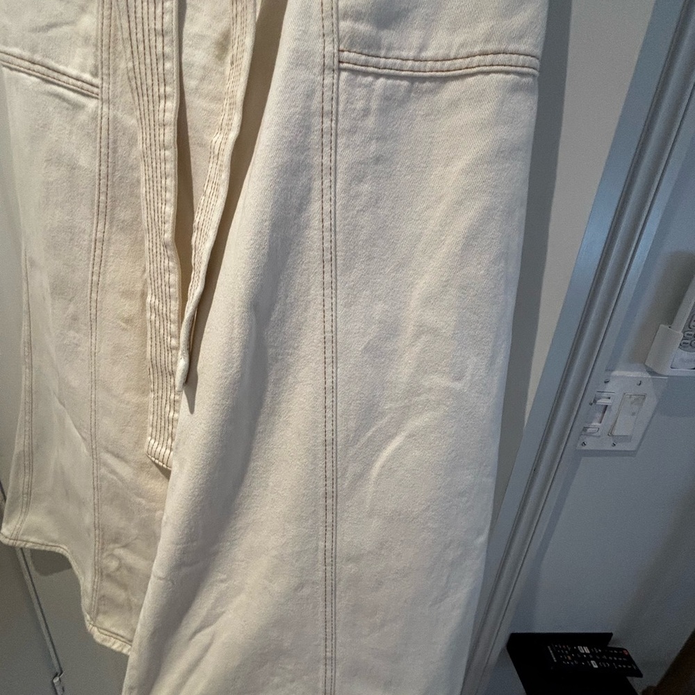 Farm Rio
Belted Wide-Leg Twill Pants - Picture 10 of 14